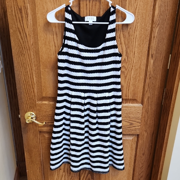 Elle Dresses & Skirts - Elle Black and White Striped Dress
